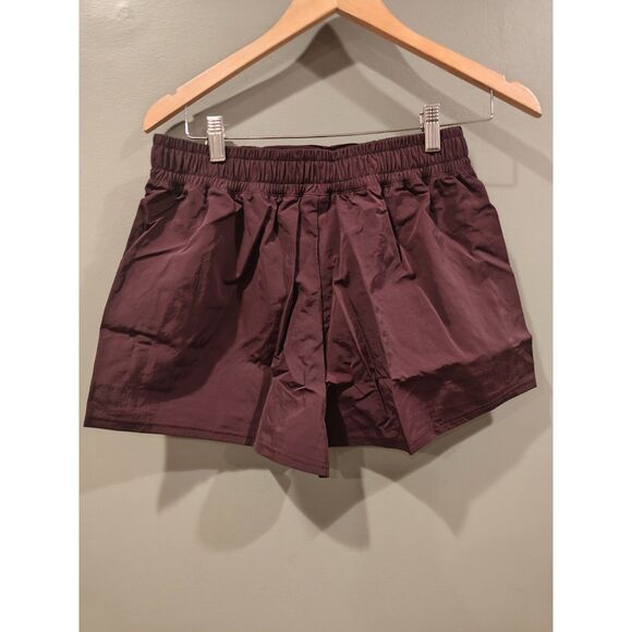 gymshark Buckle Waisted Shorts plum brown small regular fit - Picture 4 of 4